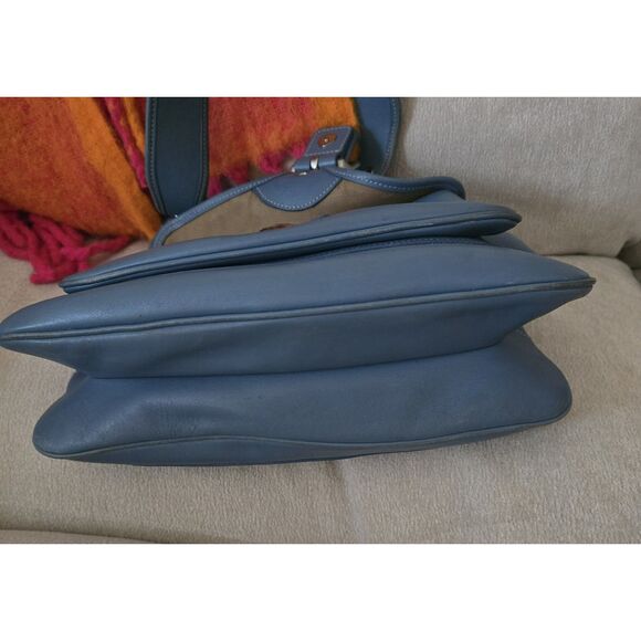 Vintage Coach Legacy Saddle Bag - Light Blue - Picture 7 of 9